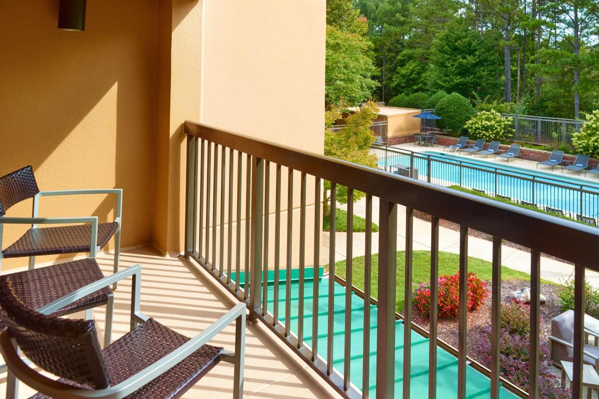 Hotel Courtyard By Marriott Atlanta Alpharetta Exterior foto