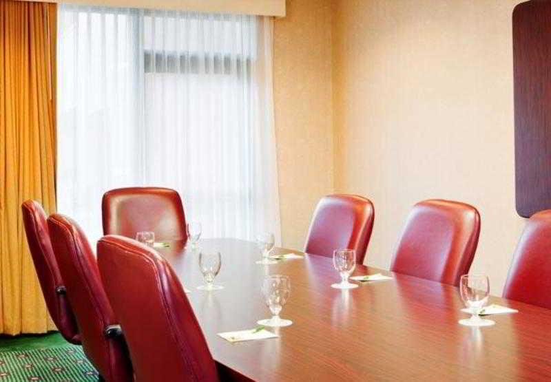 Hotel Courtyard By Marriott Atlanta Alpharetta Business foto