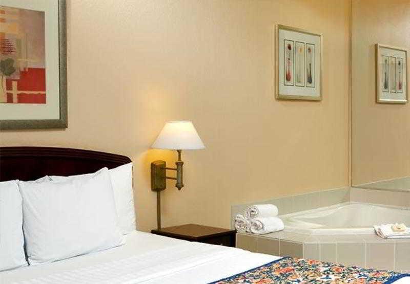 Hotel Courtyard By Marriott Atlanta Alpharetta Zimmer foto