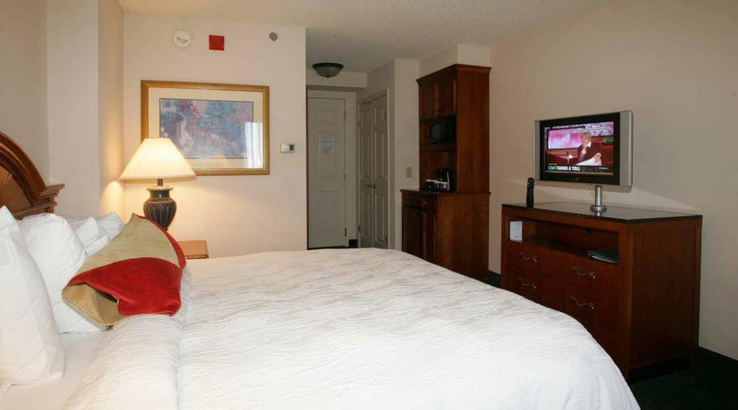 Hotel Courtyard By Marriott Atlanta Alpharetta Exterior foto